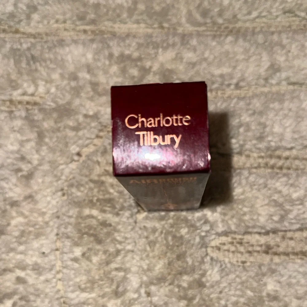 Charlotte Tilbury Airbrush Flawless Setting Spray 1.1 FL OZ
